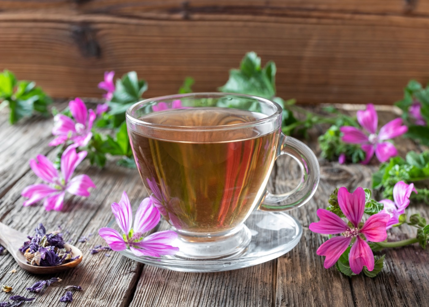 Água com Limão: Um Detox Simples que Estimula a Digestão - inspiração 1