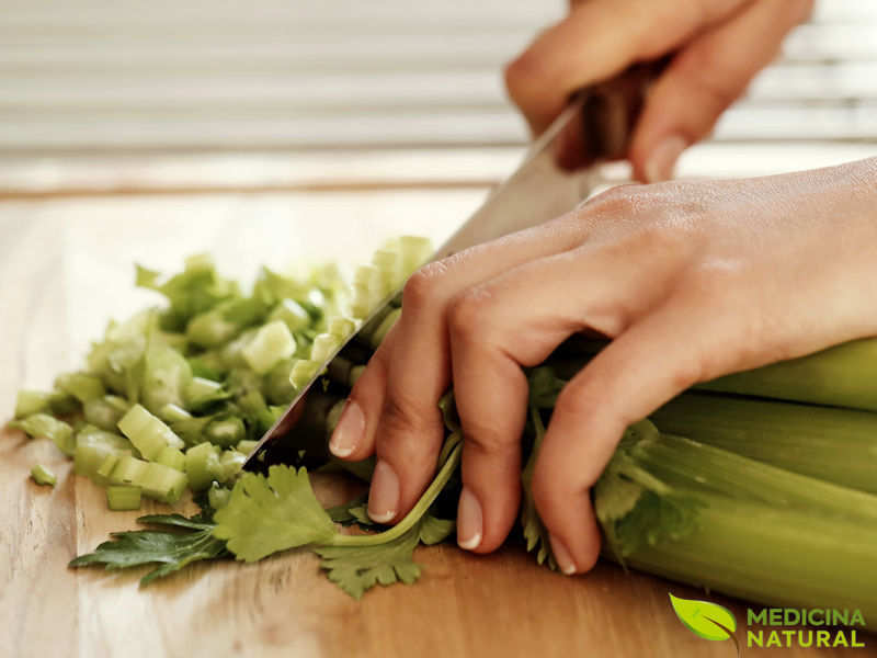 Passo a Passo: Como Cozinhar Salsão para o Chá - inspiração 2