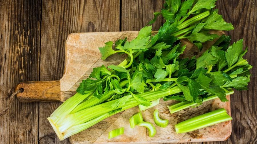 Adições Saudáveis: O que Combinar com Seu Chá de Salsão? - inspiração 1