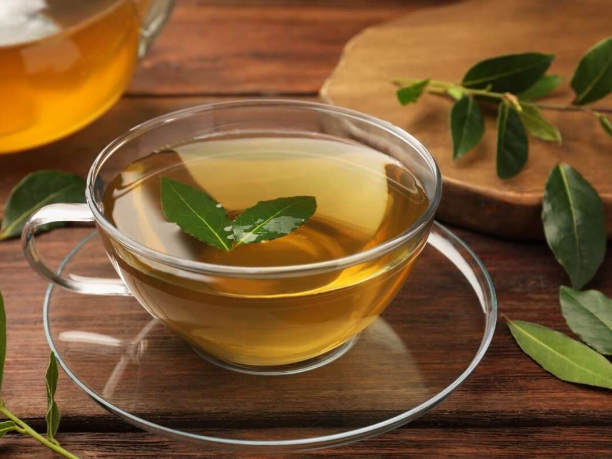 Chá de Louro Puro: A Receita Tradicional para Bem-Estar