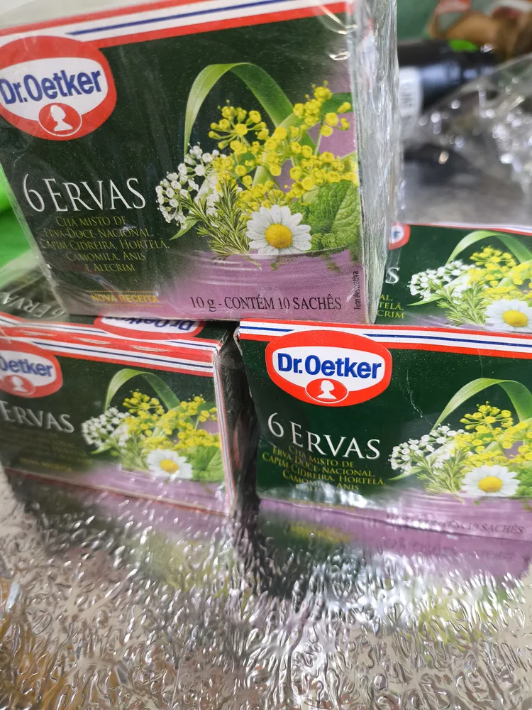 Chá 6 ervas vs. Chá 7 ervas: qual a diferença?