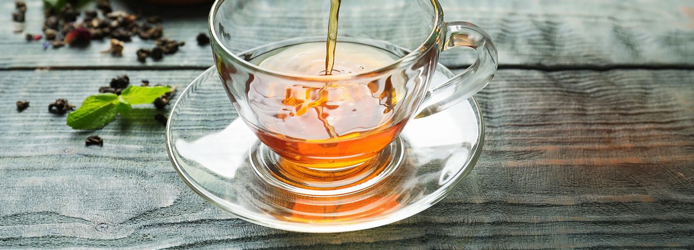 Chá de camomila: o que é e como usar para relaxar